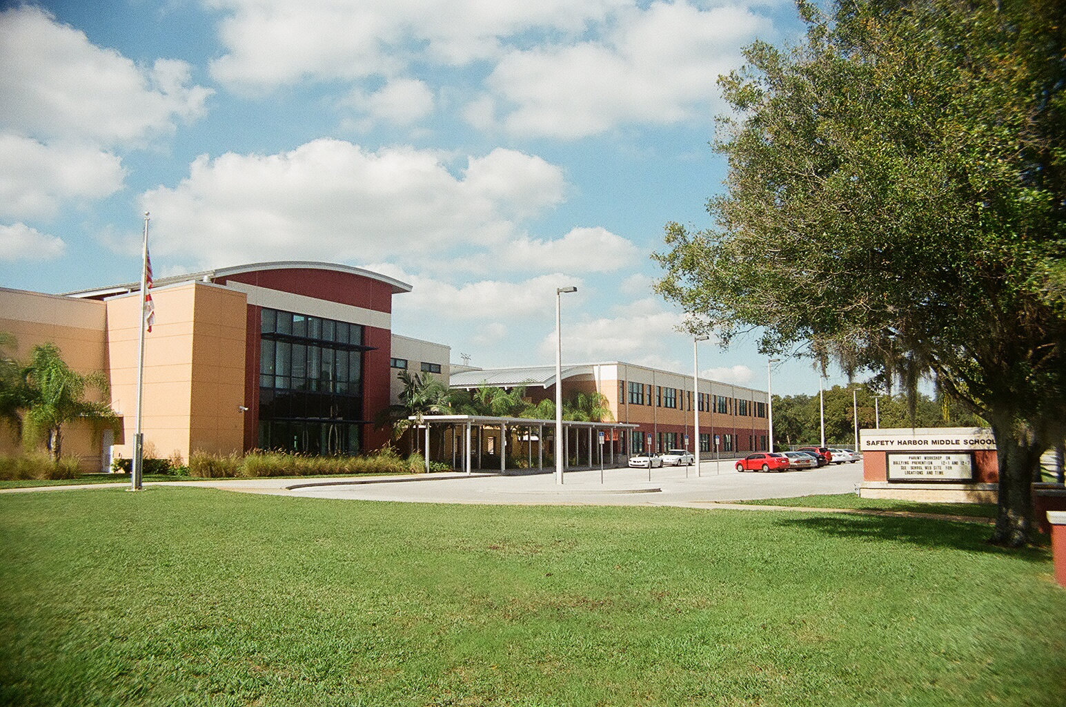 Safety_harbor_middle_school